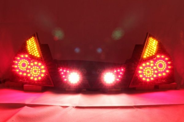 画像7: Y50 フーガ 前期 ＧＴ  フルLEDテール 8灯化 流星ウィンカー対応 インナーブラックラメフレーク塗装 (7)