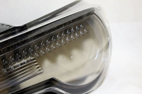 画像13: 86 フルLEDテールランプ 超立体アクリル加工 シーケンシャルウィンカー内蔵 (13)