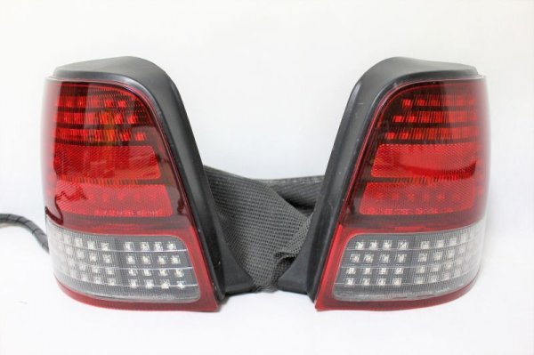 画像8: JA4 トゥデイ 後期 フルLEDテール インナーブラック塗装 (8)