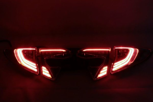 画像4: C-HR 前期 フルLEDテール クリヤレンズ化 シーケンシャルウィンカー加工(純正LEDテールベース) (4)