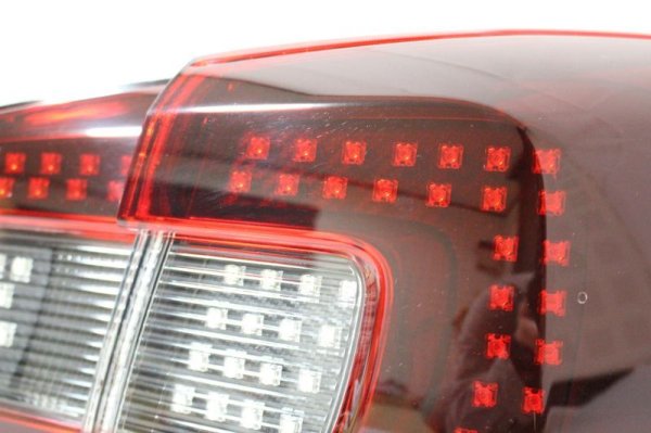 画像7: VM レヴォーグ フルLEDテール インナーブラック塗装 (7)