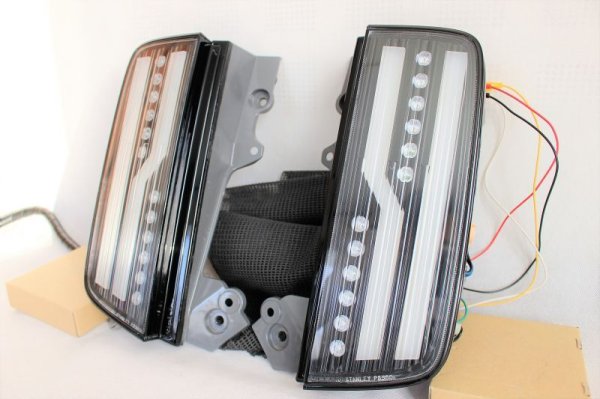 画像10: E52 エルグランド フルLEDロアテール 立体アクリル加工 パワーLED仕様 インナーブラック塗装 (10)