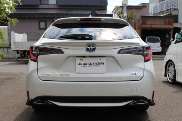 画像11: カローラツーリング テールランプ加工 Ver.1 上部のみアクリル発光加工 (11)