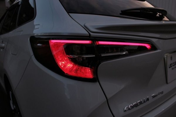 画像3: カローラツーリング テールランプ加工 Ver.1 上部のみアクリル発光加工 (3)