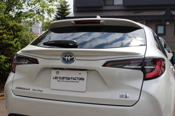 画像10: カローラツーリング テールランプ加工 Ver.1 上部のみアクリル発光加工 (10)