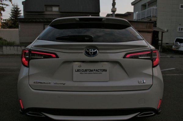 画像4: カローラツーリング テールランプ加工 Ver.1 上部のみアクリル発光加工 (4)