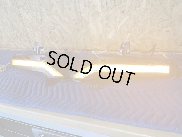 画像6: 【現品限り完成品】新型 デリカD:5 ネオピクセルRGB搭載 フロントウィンカー (6)