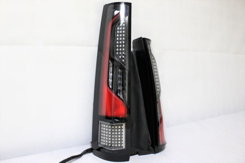 RP ステップワゴン フルLEDテールランプ - LED Custom Factory